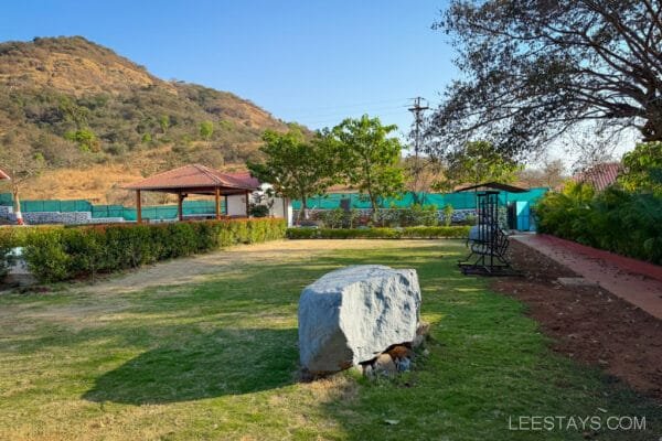 Hillside Resort in Lonavala-02