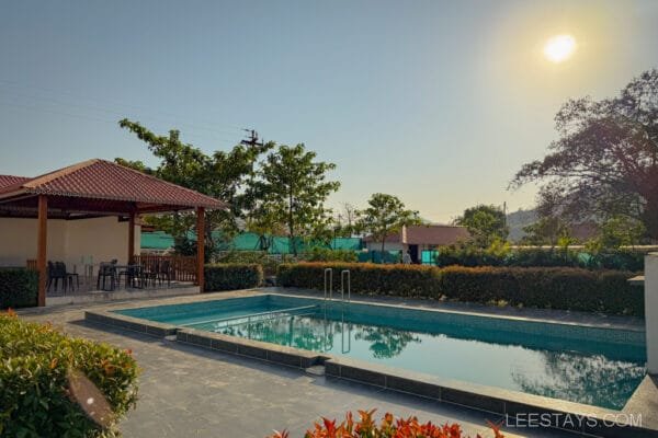 Hillside Resort in Lonavala-07